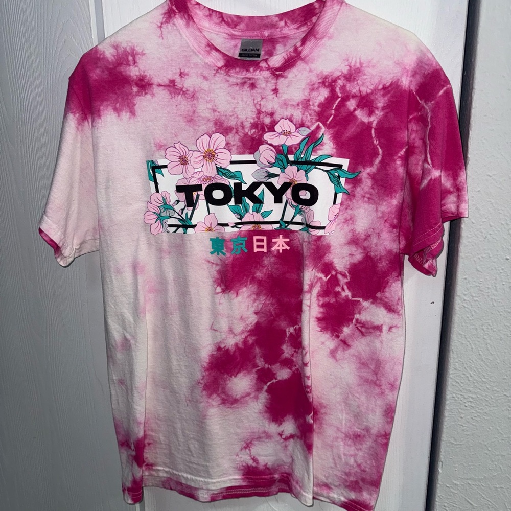Pink Tie Dye Graphic T- Shirt Women’s Medium